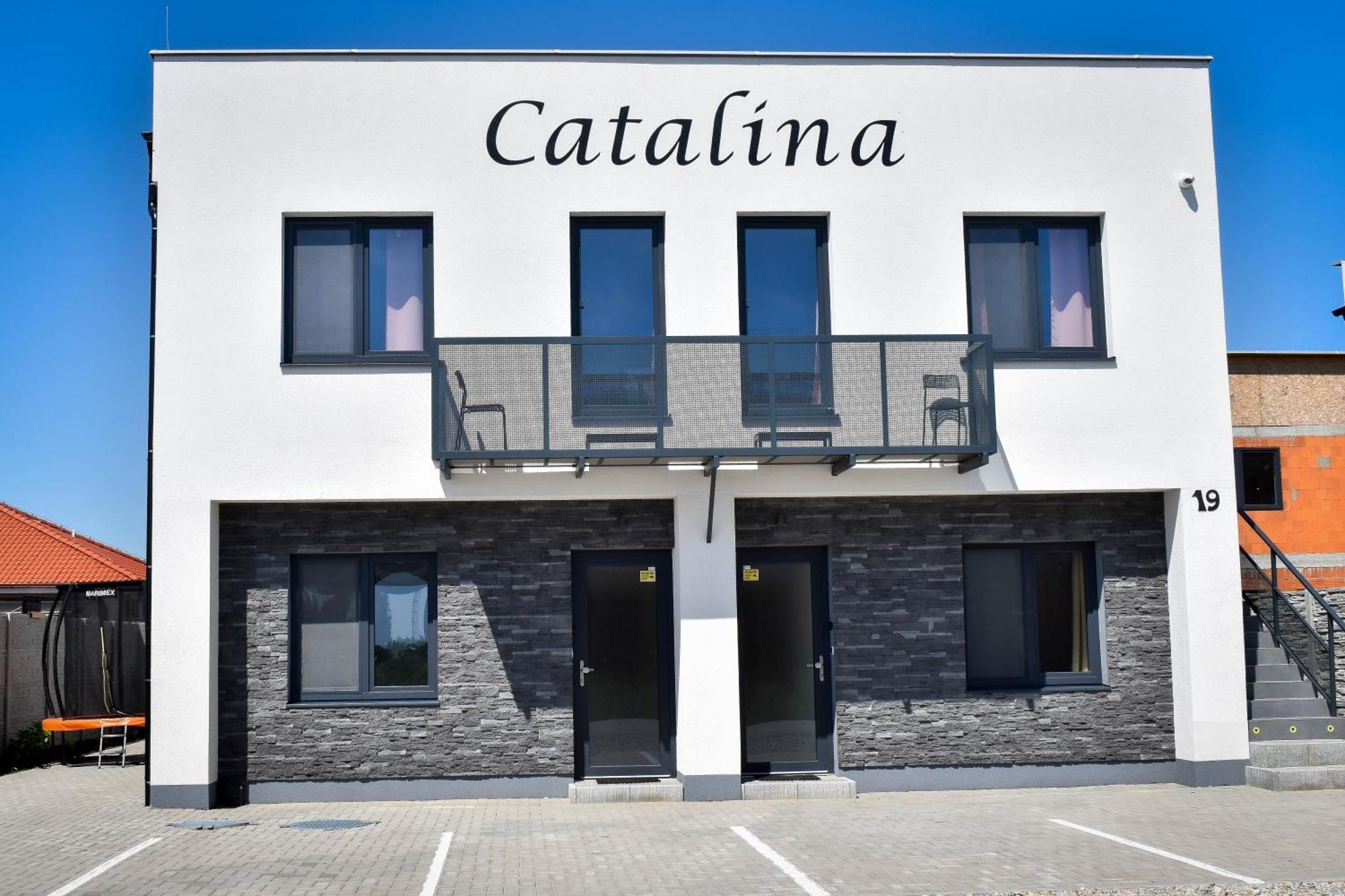 Apartmany Catalina Nesvady المظهر الخارجي الصورة