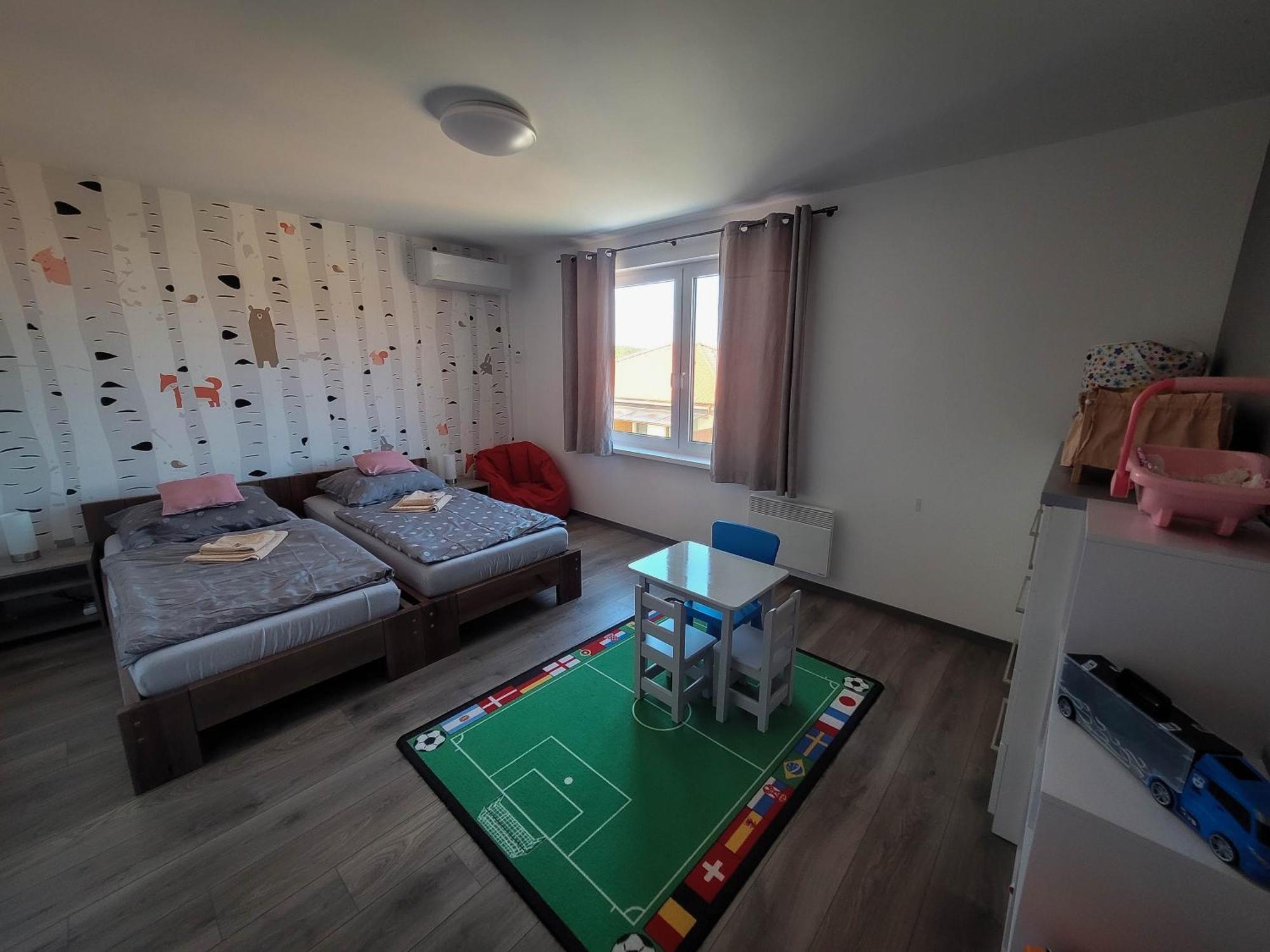 Apartmany Catalina Nesvady المظهر الخارجي الصورة