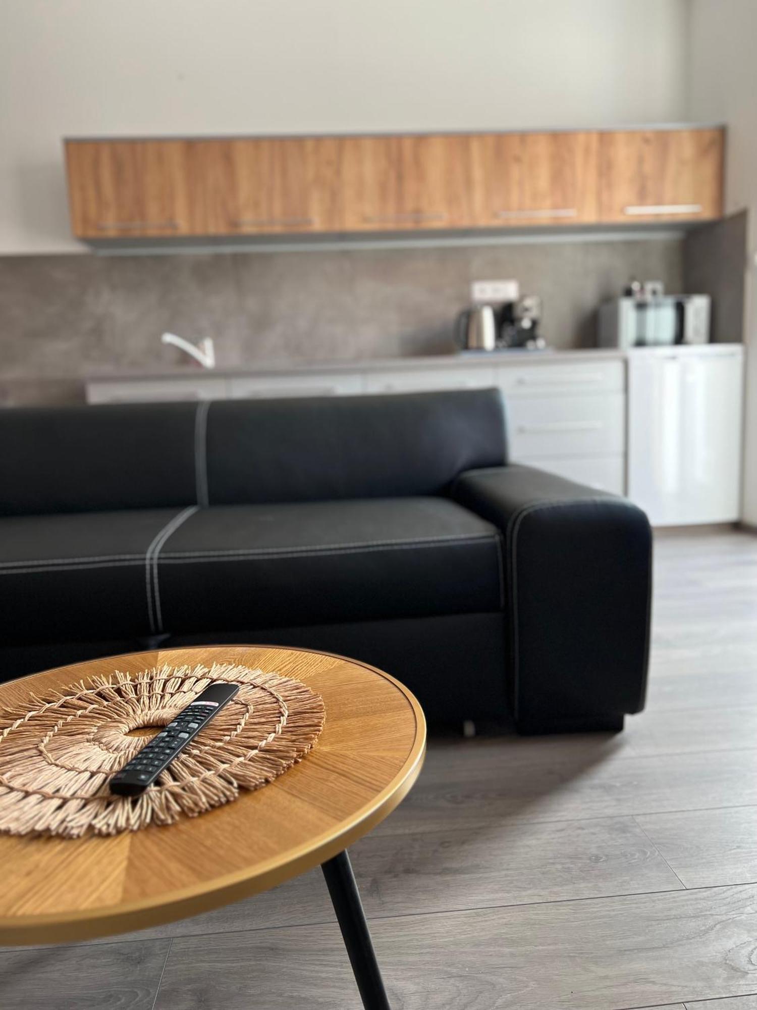 Apartmany Catalina Nesvady المظهر الخارجي الصورة