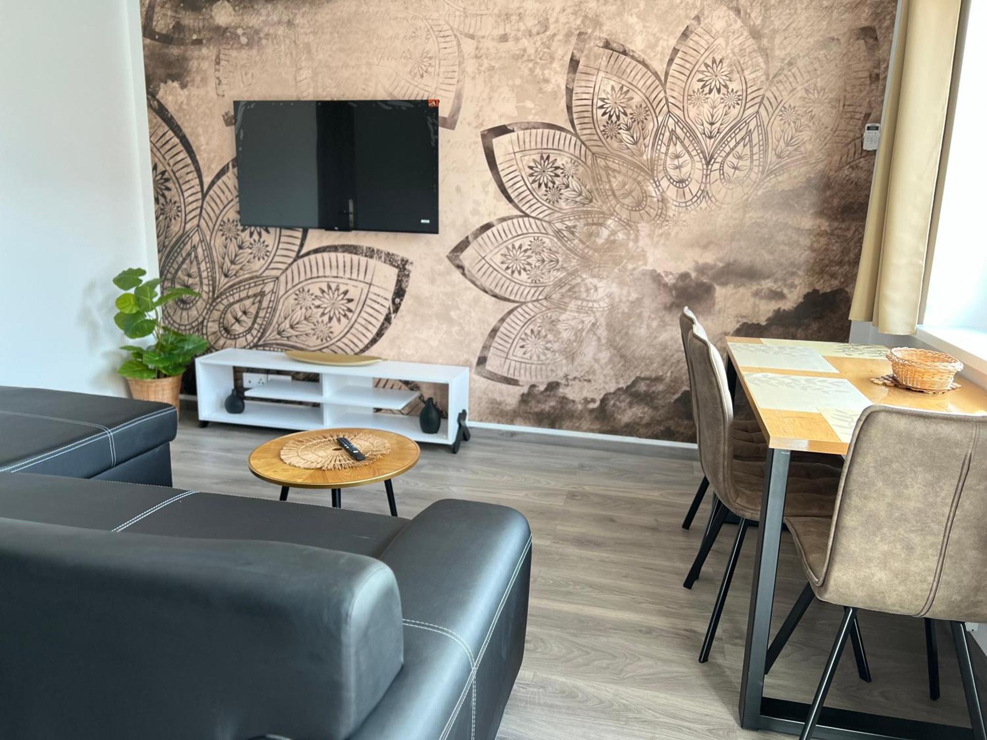 Apartmany Catalina Nesvady المظهر الخارجي الصورة
