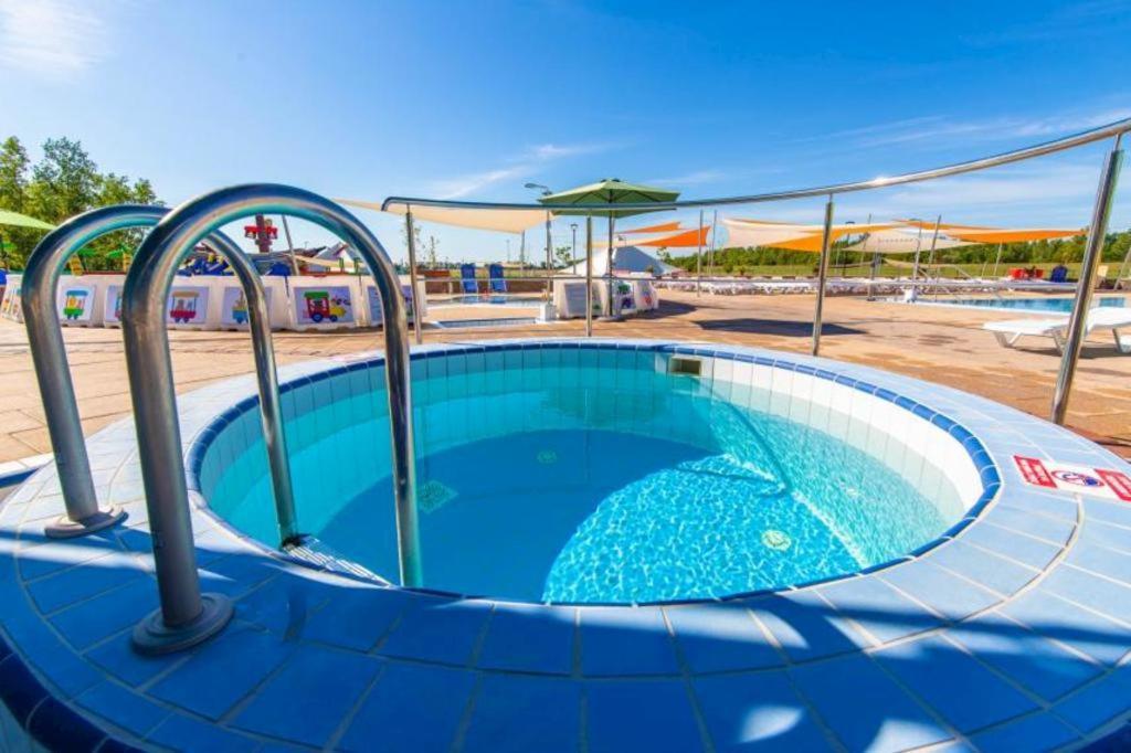 Apartmany Catalina Nesvady المظهر الخارجي الصورة