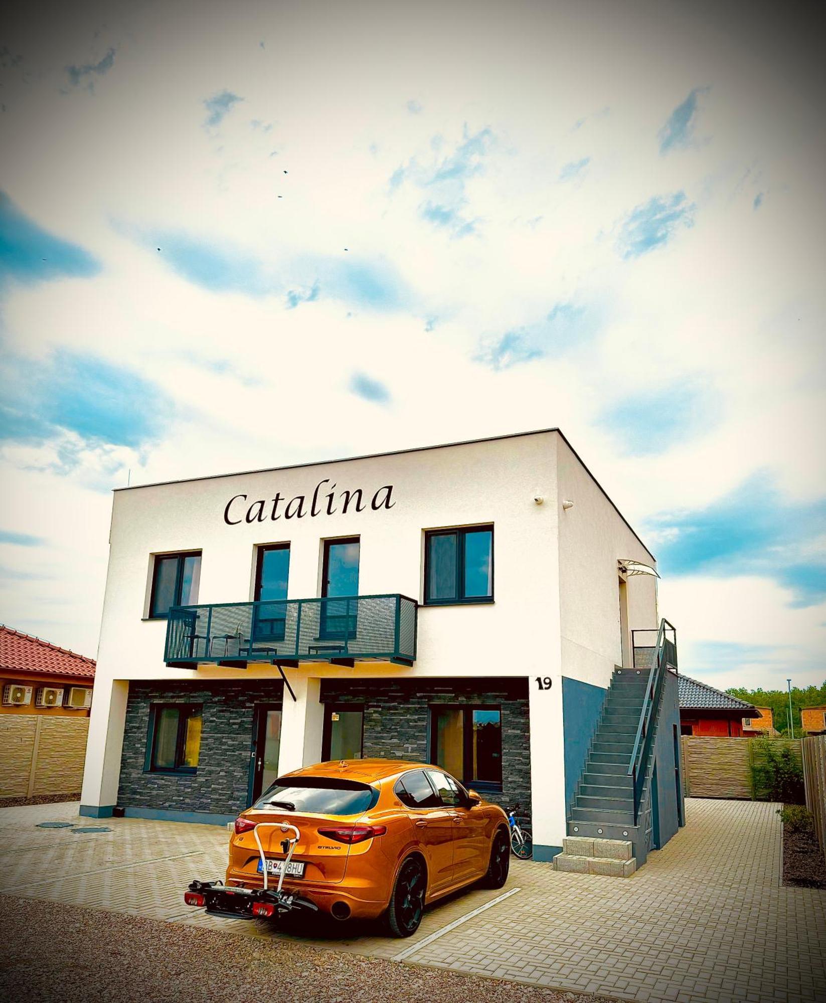 Apartmany Catalina Nesvady المظهر الخارجي الصورة